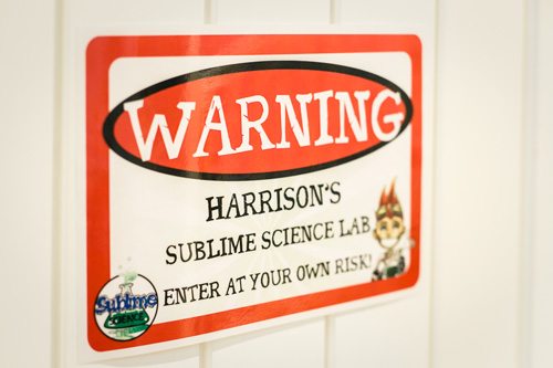 Decoration - Warning - Ultimate Sublime Science Party