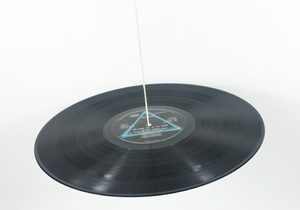 Spinning CD - Experiment Like A Real Scientist!